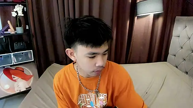 urfantasyhotbaby online show from November 27, 5:35 pm