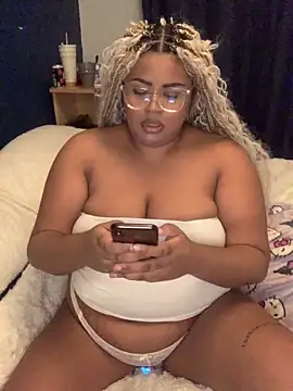 leiafox online show from September 20, 7:08 pm