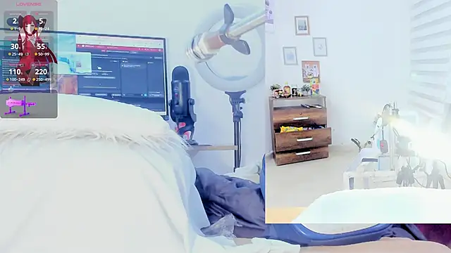 Rosy Emely online show from October 28, 9:19 am