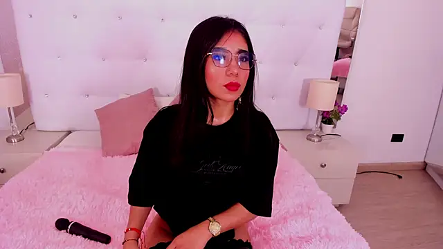 Snapshot of sweetabbey chatting on November 23, 3:27 am sweetabbey online show from November 23, 3:27 am