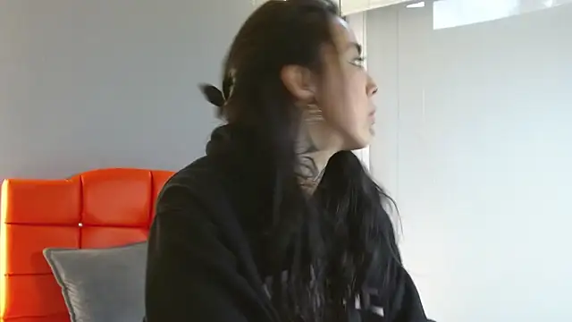 LiaMonroee  online show from February 11, 12:05 pm