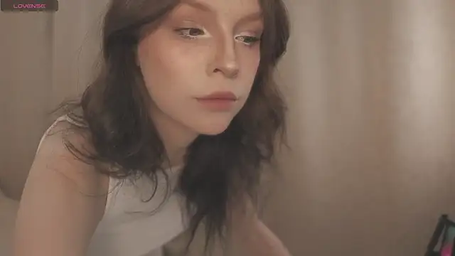 claire bennett online show from September 11, 2:33 am