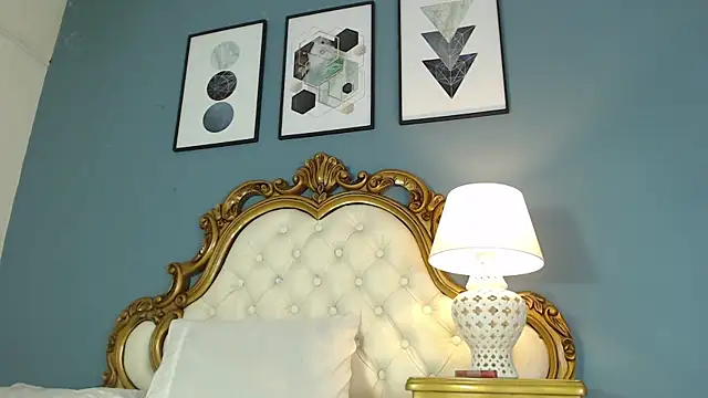 ElaMorris online show from October 10, 11:44 am