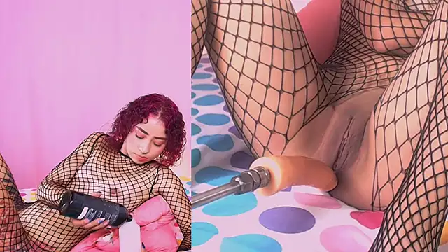 Gabriela Reyes online show from December 3, 7:02 pm