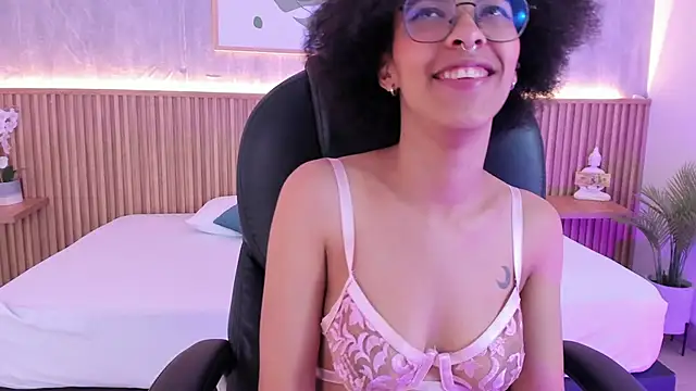 sophie rojas online show from November 22, 3:27 am