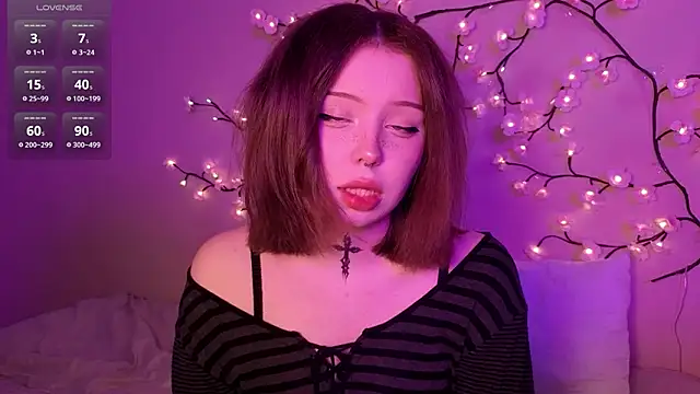 RileyVice online show from March 28, 8:04 am