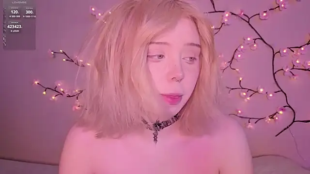 RileyVice online show from April 26, 8:11 am