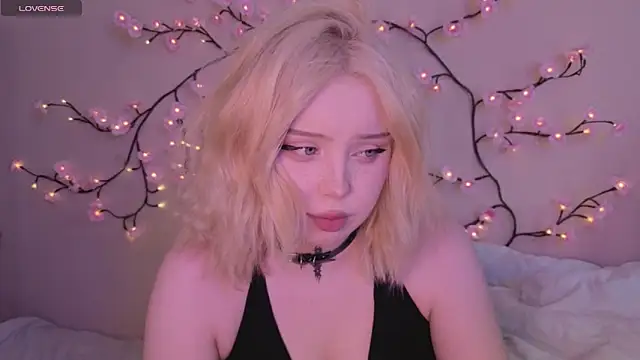 RileyVice online show from May 23, 8:57 am