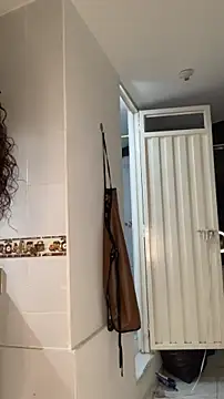 Snapshot of caritobeachdh chatting on November 11, 8:09 am caritobeachdh online show from November 11, 8:09 am