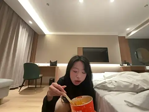 jingjing005 online show from March 12, 11:03 am