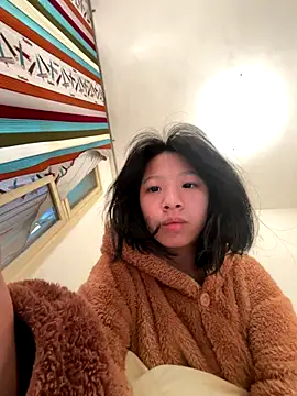 Snapshot of jingjing005 chatting on November 27, 9:21 am jingjing005 online show from November 27, 9:21 am