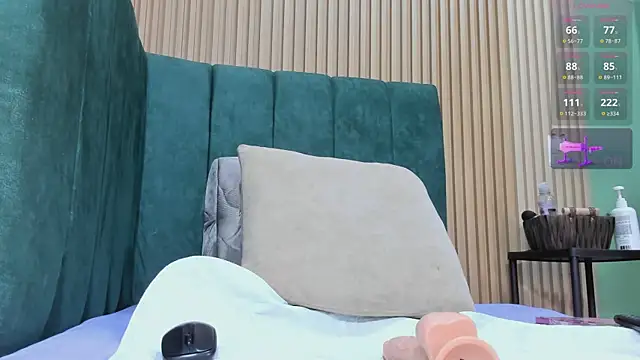 EvelynFoxx- online show from November 17, 7:18 pm