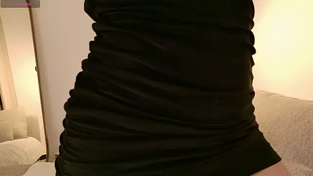 seductivelvet online show from March 5, 10:27 pm