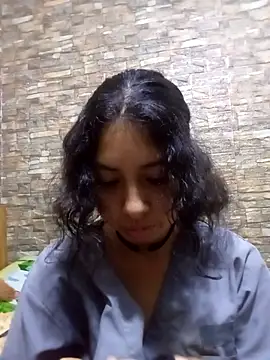 Syndel23 online show from March 3, 11:50 am