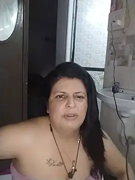 Snapshot of Jann_Riya333 chatting on July 17, 7:27 am Jann Riya333 online show from July 17, 7:27 am
