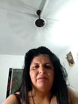 Snapshot of Jann_Riya333 chatting on June 16, 8:20 pm Jann Riya333 online show from June 16, 8:20 pm