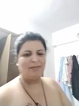 Snapshot of Jann_Riya333 chatting on June 18, 11:04 am Jann Riya333 online show from June 18, 11:04 am