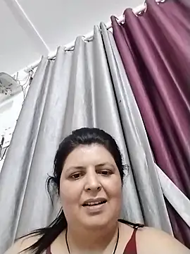 Snapshot of Jann_Riya333 chatting on June 19, 7:58 am Jann Riya333 online show from June 19, 7:58 am