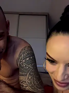 Snapshot of Enriko_Aisah2025 chatting on November 4, 10:02 pm Enriko Aisah2025 online show from November 4, 10:02 pm