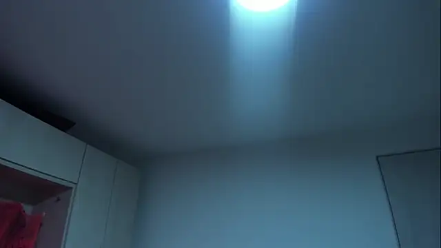 VickyRuiz  online show from October 20, 12:06 pm