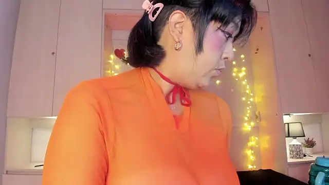 VickyRuiz  online show from February 28, 12:05 pm