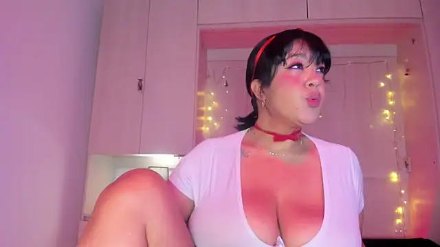 VickyRuiz  online show from February 4, 12:11 pm