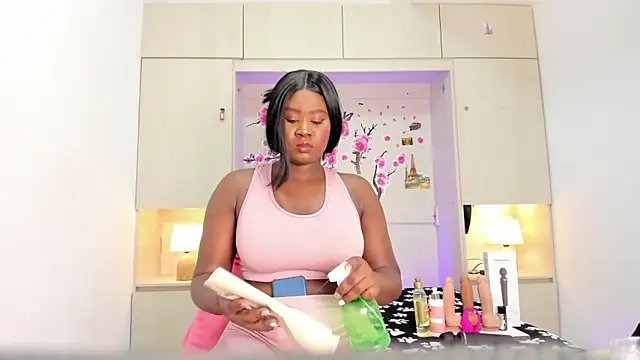 JulianaBlaze  online show from April 2, 4:19 am