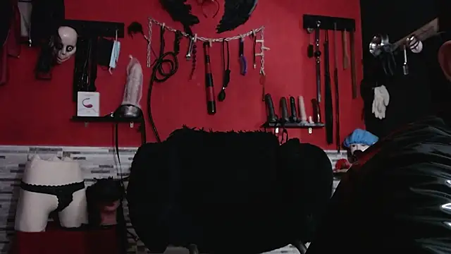 Miss Mirandaa online show from October 4, 1:29 am