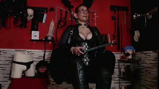 Miss Mirandaa online show from October 5, 9:49 pm