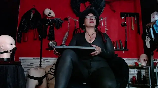 Miss Mirandaa online show from July 5, 12:48 am