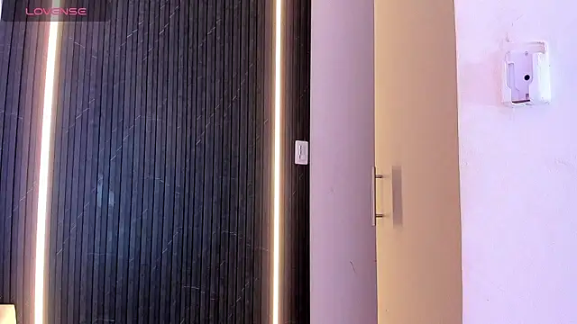 Gabrielaa Miller  online show from November 15, 7:40 pm