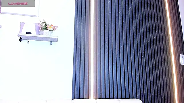 Gabrielaa Miller  online show from October 9, 7:58 pm