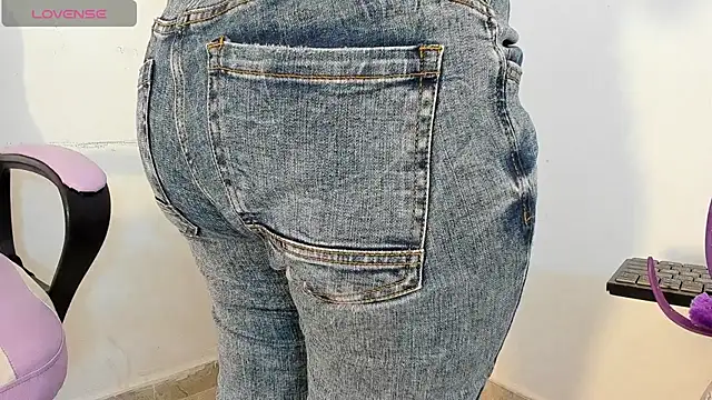 Gabrielaa Miller  online show from September 17, 8:33 pm