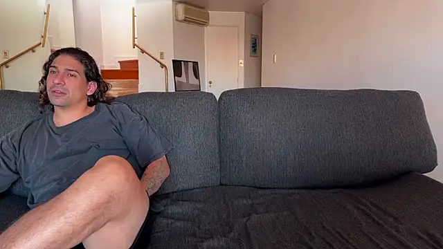 lenruy online show from February 7, 7:33 pm