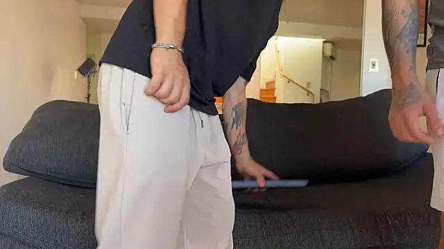 Snapshot of lenruy chatting on December 15, 9:20 pm lenruy online show from December 15, 9:20 pm