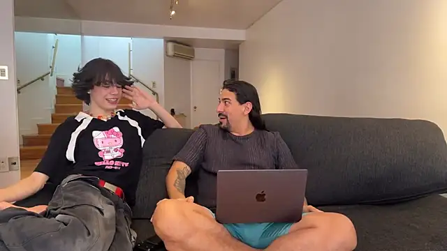 lenruy online show from April 3, 8:26 pm