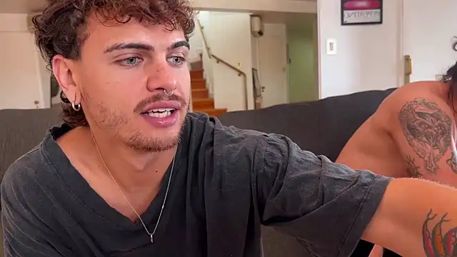 lenruy online show from February 15, 9:36 pm