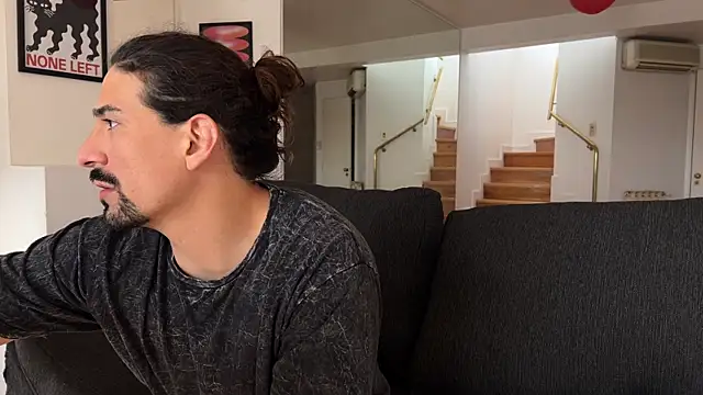 Snapshot of lenruy chatting on October 28, 7:57 pm lenruy online show from October 28, 7:57 pm