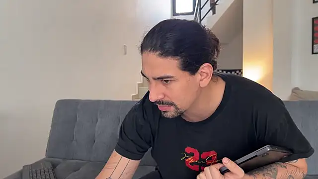 Snapshot of lenruy chatting on June 17, 7:57 pm lenruy online show from June 17, 7:57 pm
