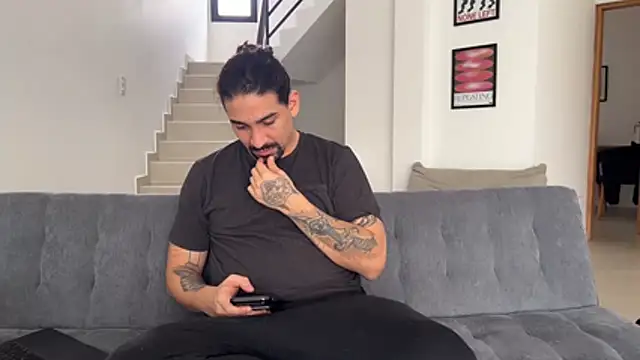 Snapshot of lenruy chatting on June 21, 4:35 pm lenruy online show from June 21, 4:35 pm