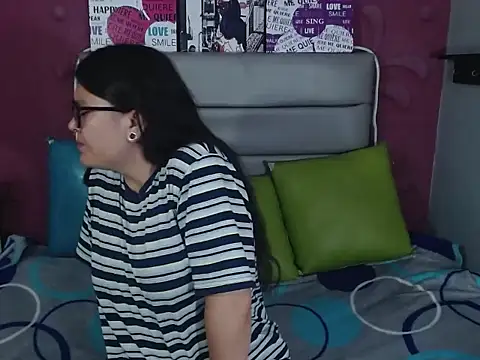 Snapshot of Cailing_Zu chatting on September 16, 7:37 pm Cailing Zu online show from September 16, 7:37 pm