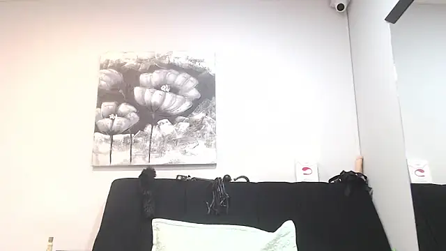 Snapshot of DonnaJoness chatting on November 6, 8:46 pm DonnaJoness online show from November 6, 8:46 pm