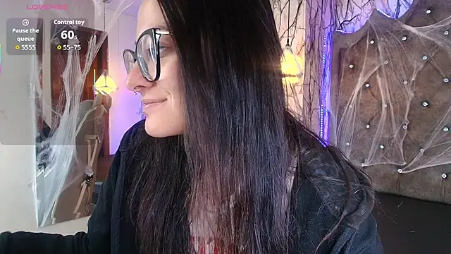 Zami Escobar of online show from November 6, 6:23 pm