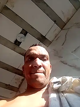 Snapshot of Snoopreto42 chatting on February 19, 8:17 pm Snoopreto42 online show from February 19, 8:17 pm