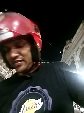 Snapshot of Snoopreto42 chatting on February 16, 2:10 am Snoopreto42 online show from February 16, 2:10 am