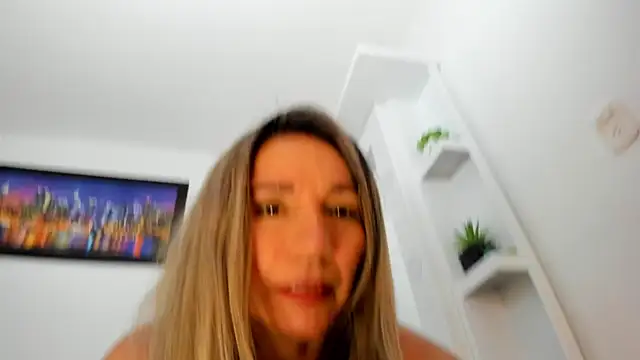 Ms lunaRose online show from February 17, 8:17 pm