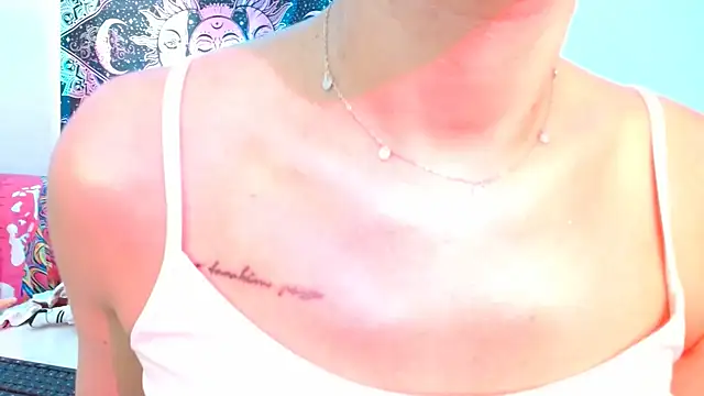 Snapshot of lilithxy chatting on October 20, 5:35 pm lilithxy online show from October 20, 5:35 pm