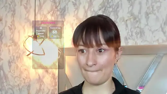 Candy Hott7 online show from February 19, 8:17 pm