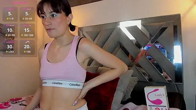 Candy Hott7 online show from November 6, 8:35 pm