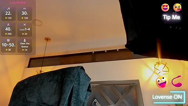 Candy Hott7 online show from September 19, 8:35 pm